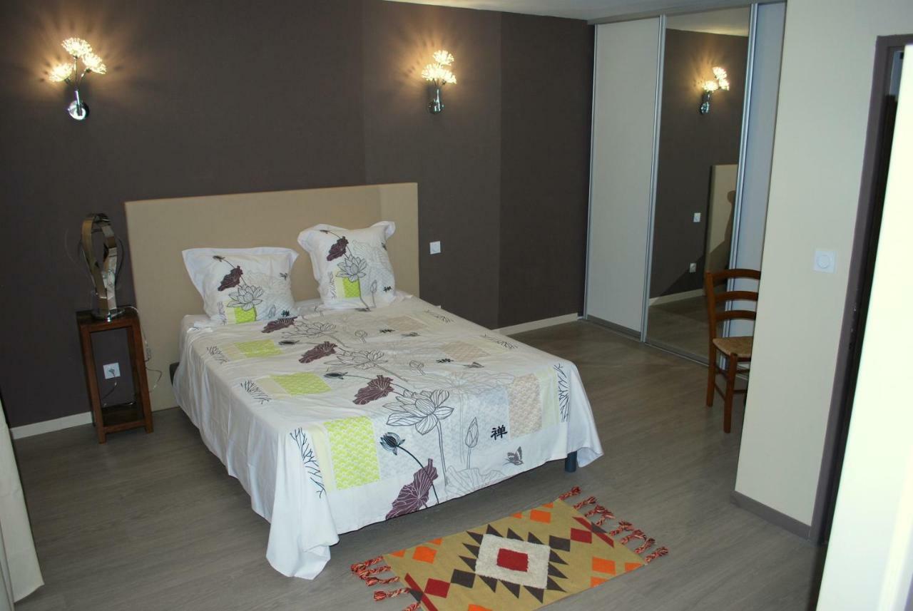Domaine Du Hiron Villa Castera-Lectourois Bagian luar foto